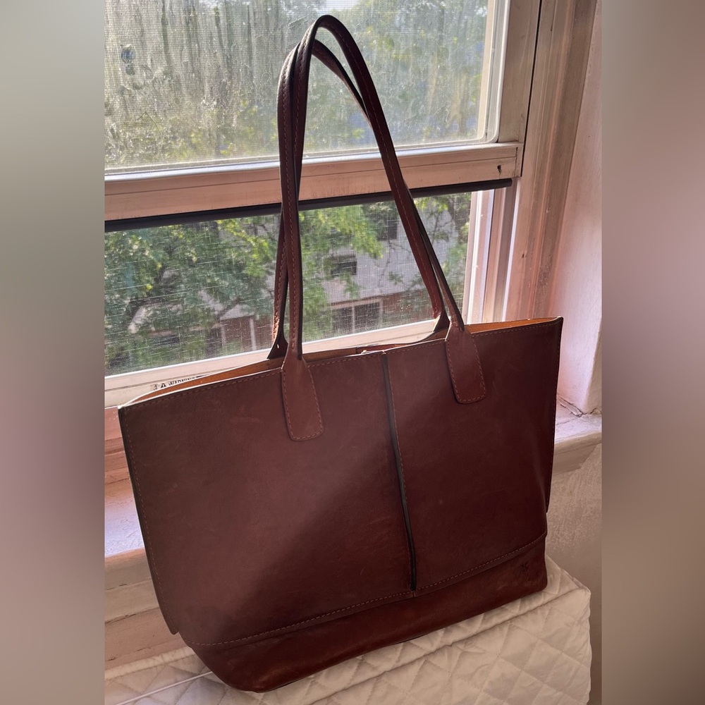 FRYE Lucy Large Brown Tote Bag